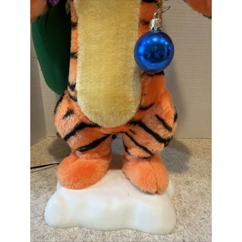 Vintage Telco Motionette Disney Tigger Christmas Figure - Light Works, Read